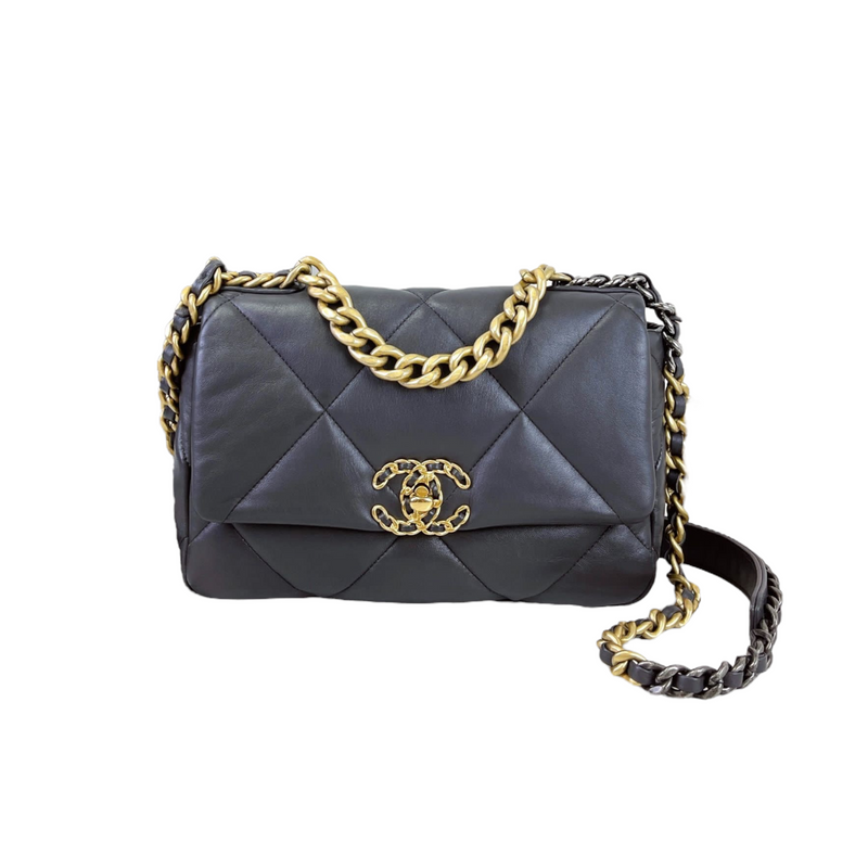 CHANEL CHANEL 19 Small Flap Bag in Black Lambskin