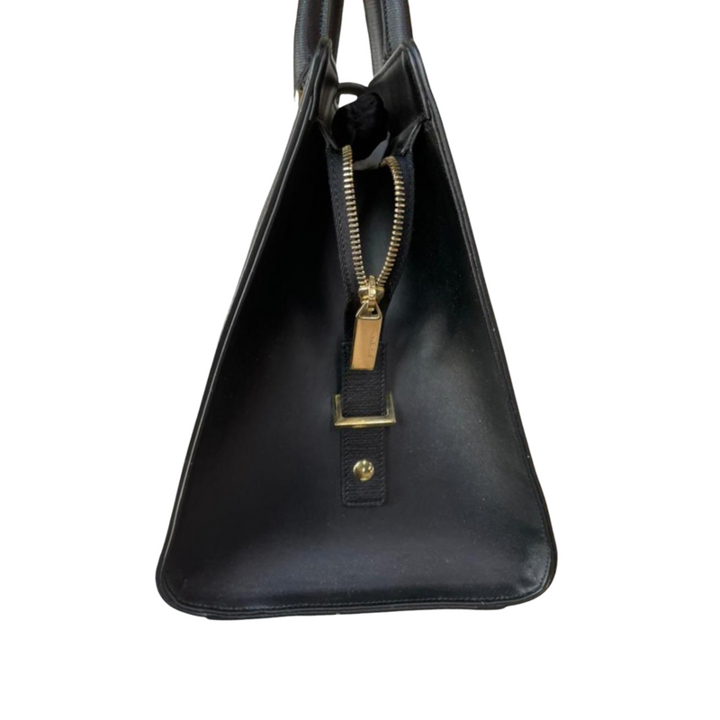 Textured Calfskin Medium Classic Y Black GHW