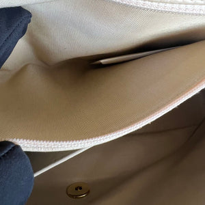 Classic single Flap Beige Jumbo SHW