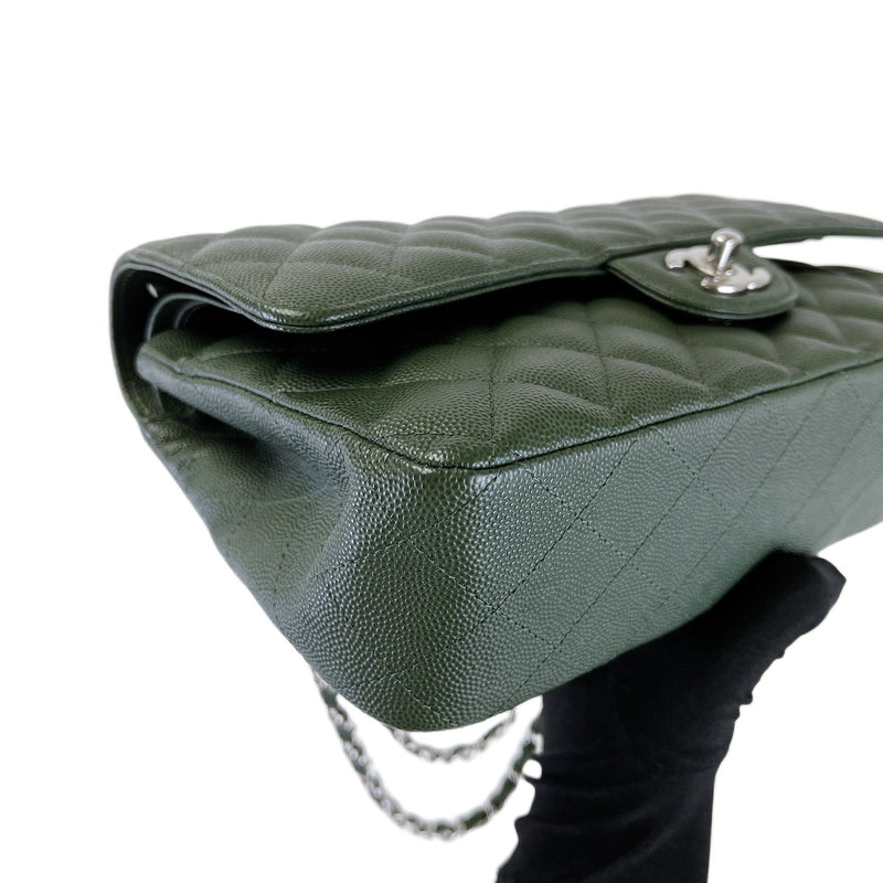 Medium Classic Double Flap Caviar Green SHW