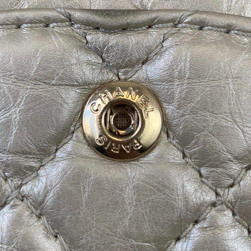 Classic Reissue 225 Calfskin Gold GHW