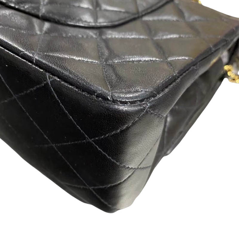 Vintage Classic Flap Medium Lambskin Black GHW