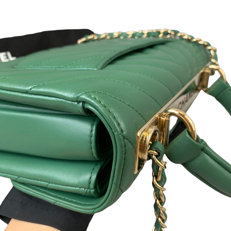 Small Trendy CC Flap Lambskin Green GHW