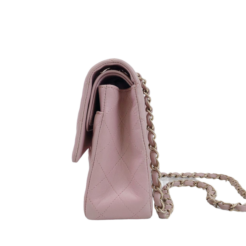 Classic Flap Medium Lambskin Pink GHW