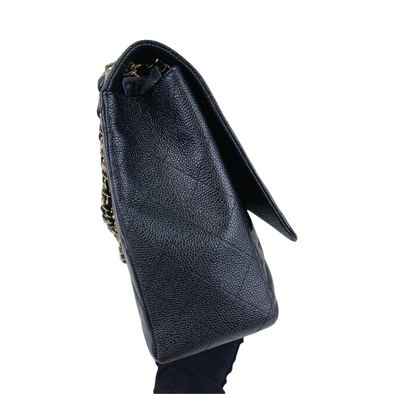 Classic Single Flap Maxi Caviar Black GHW