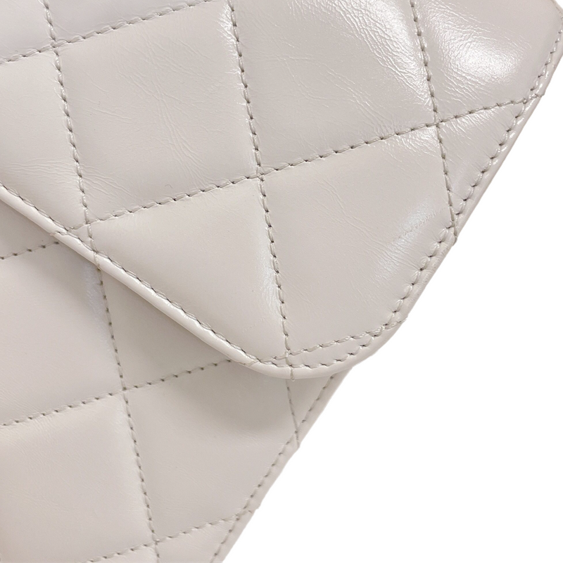 Perfect Edge Flap Calfskin White RHW