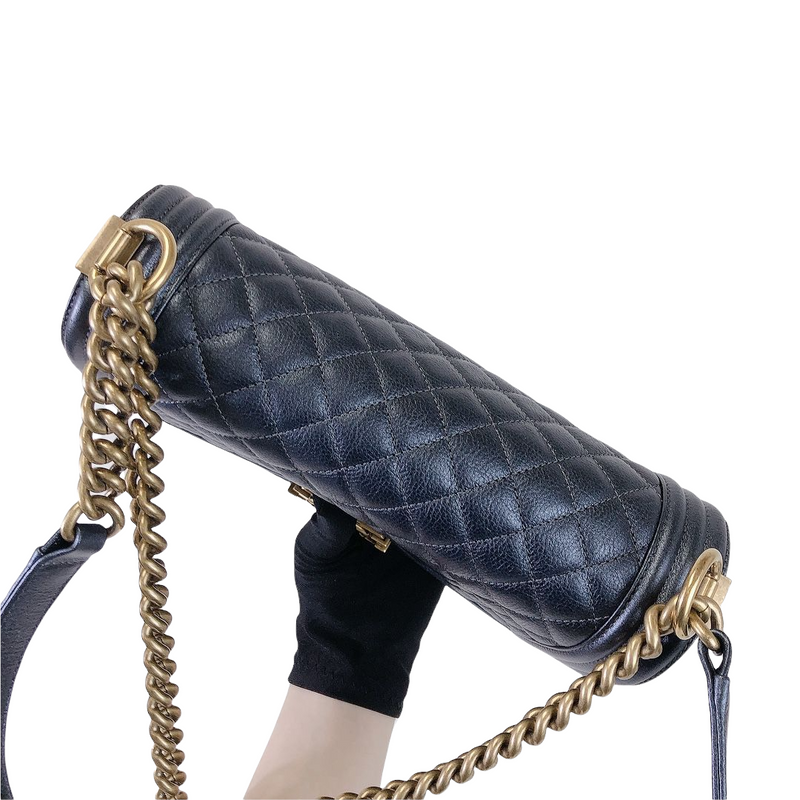 Boy Medium Calfskin Pearl Charcoal GHW