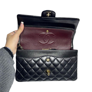 Classic Flap Medium Lambskin Black GHW