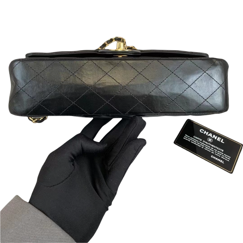 Classic Flap Black Medium Lambskin GHW