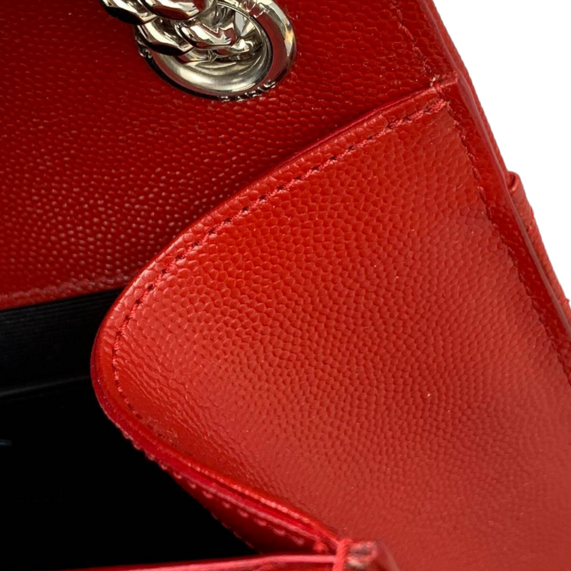 Medium Envelope Grain de Poudre Red GHW