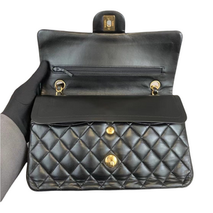 Classic Flap Black Medium Lambskin GHW