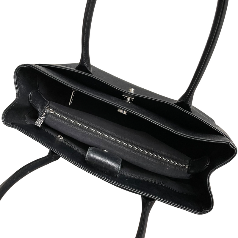 Executive Cerf Tote Grained Black SHW