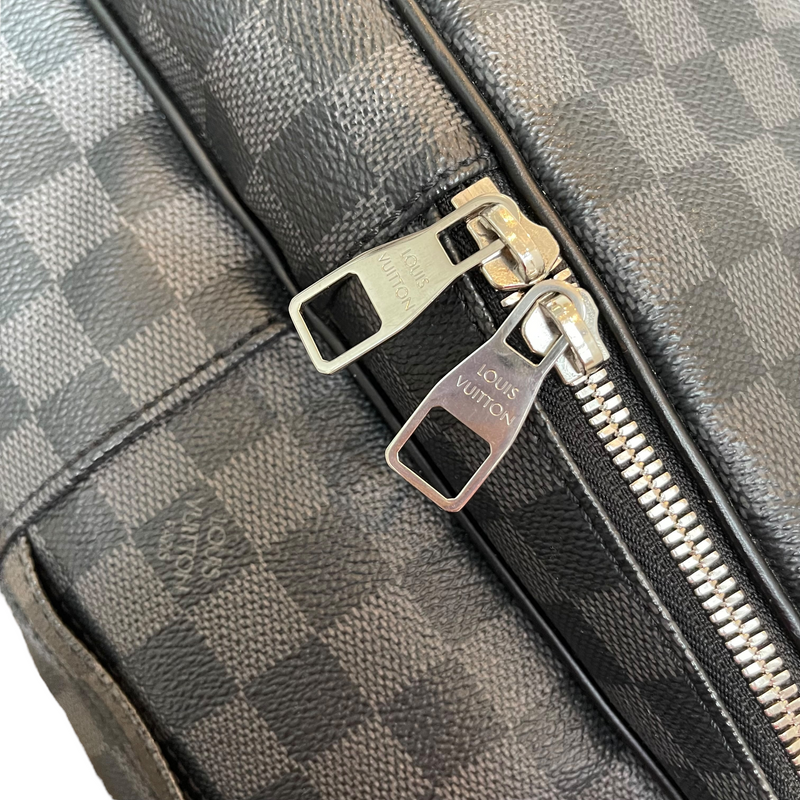 Louis Vuitton | Michael Backpack Damier Graphite — Junk Jeans | Bespoke,  Art and Resale Luxury Handbag Company