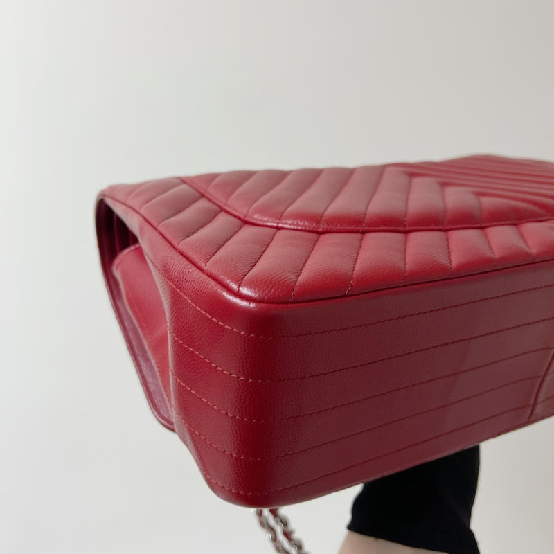 Classic Flap Jumbo Caviar Red Chevron SHW