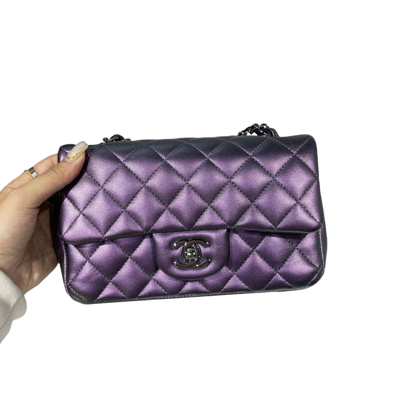 Rectangle Mini Lambskin iridescent Purple SHW