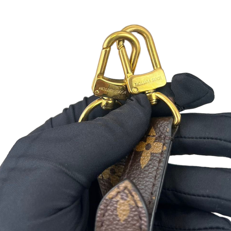 Monogram Classic Pochette Métis GHW