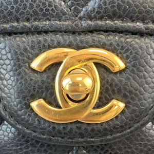 Medium Classic Flap Caviar Black GHW