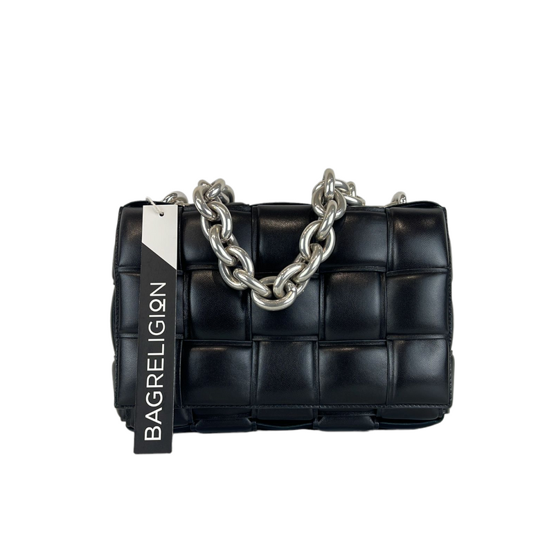 Chain Cassette Bag Leather Black SHW