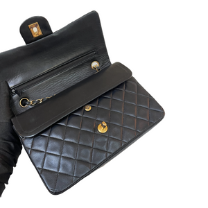 Vintage Classic Flap Medium Lambskin Black GHW