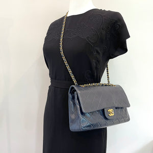 Vintage Classic Flap Medium GHW Blue