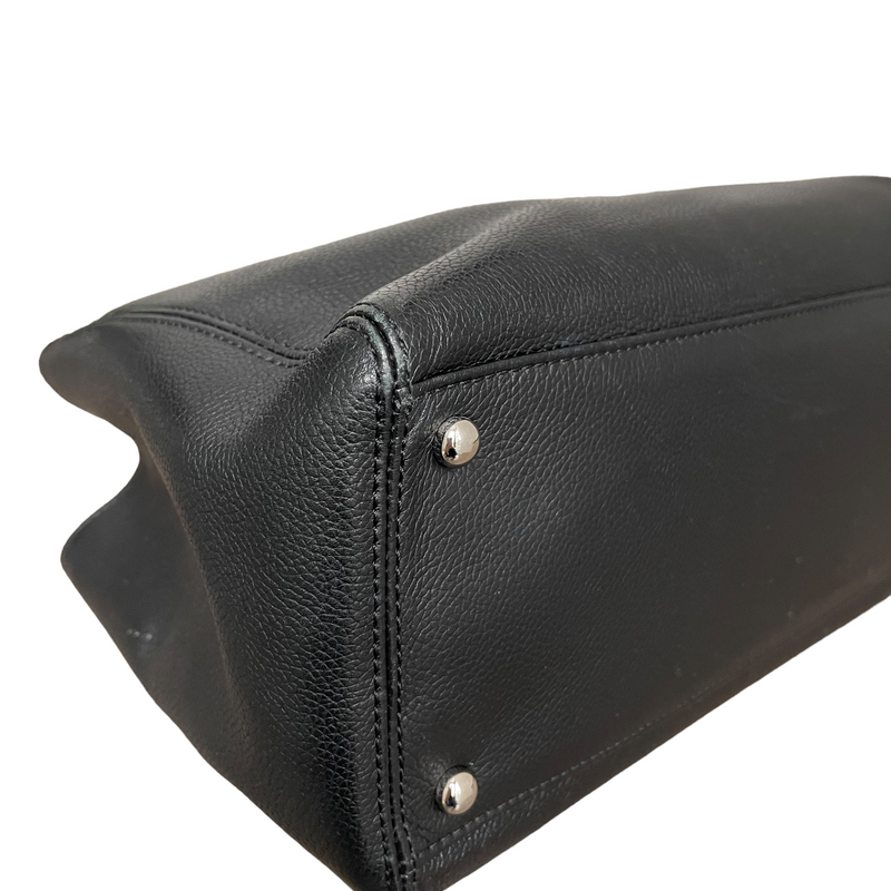 Executive Cerf Tote Grained Black SHW