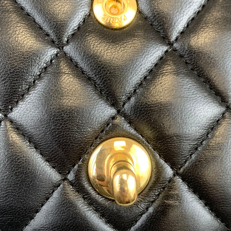 Classic Flap Black Medium Lambskin GHW