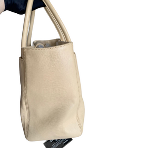 Executive Cerf Tote Caviar Beige GHW