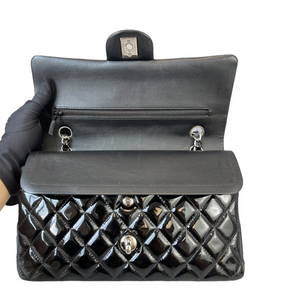 Medium Classic Flap Patent Black SHW