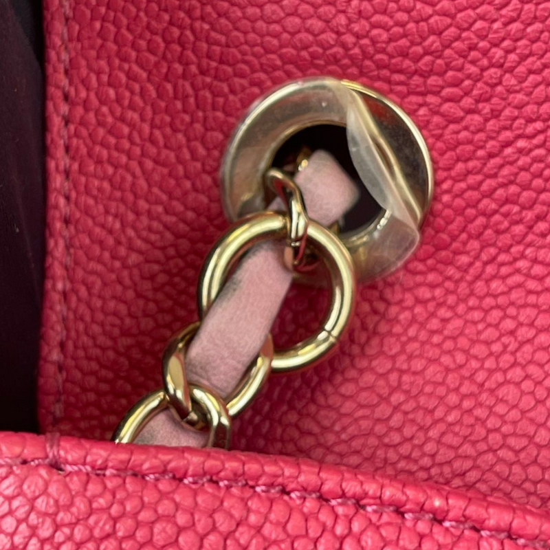 Coco Cuba CC Flap Caviar Red GHW