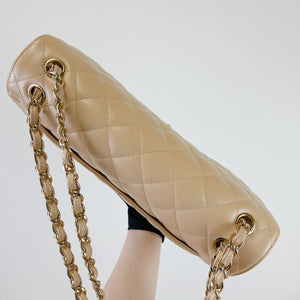 Double Flap Jumbo Caviar Beige GHW