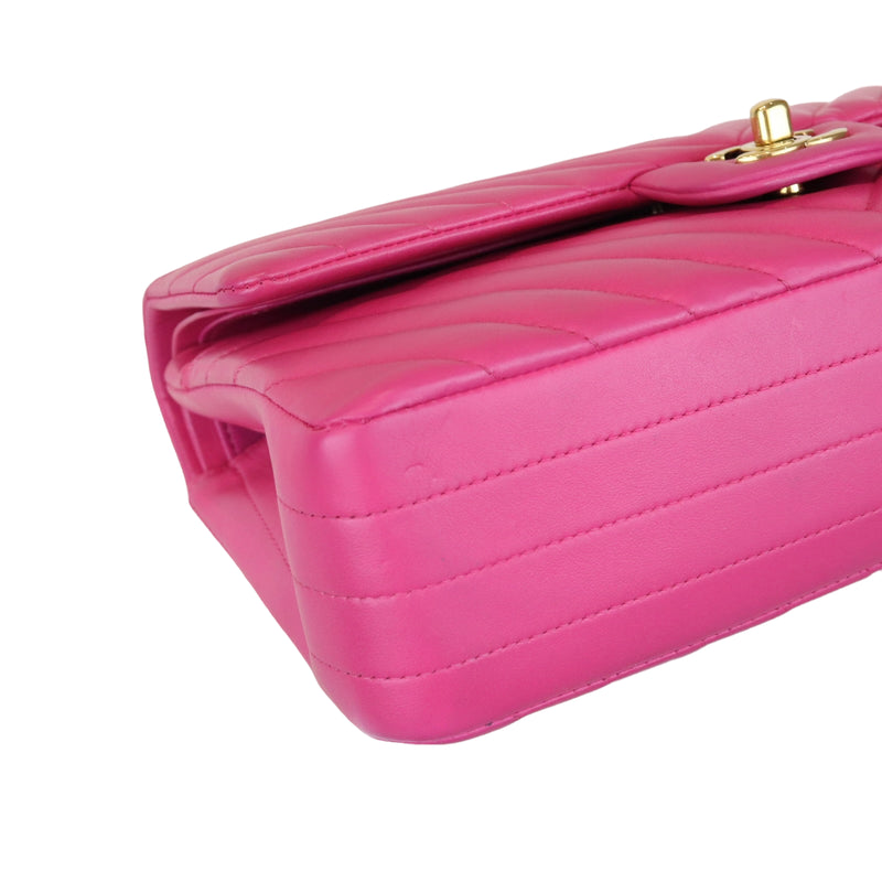 Classic Chevron Flap Medium Lambskin Pink GHW