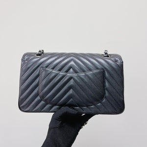 Classic Flap Medium Chevron Caviar Black RHW