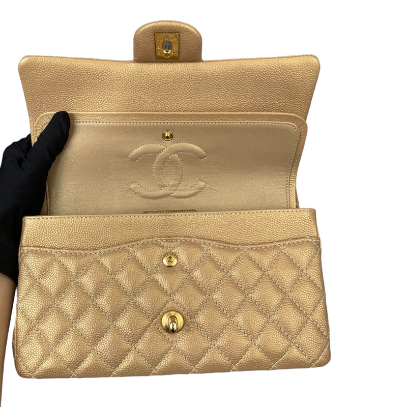 Classic Medium Flap Caviar Gold GHW