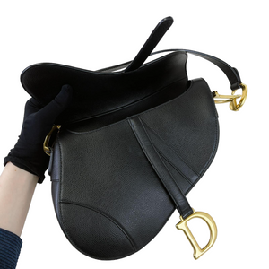 Medium Saddle Calfskin Black GHW