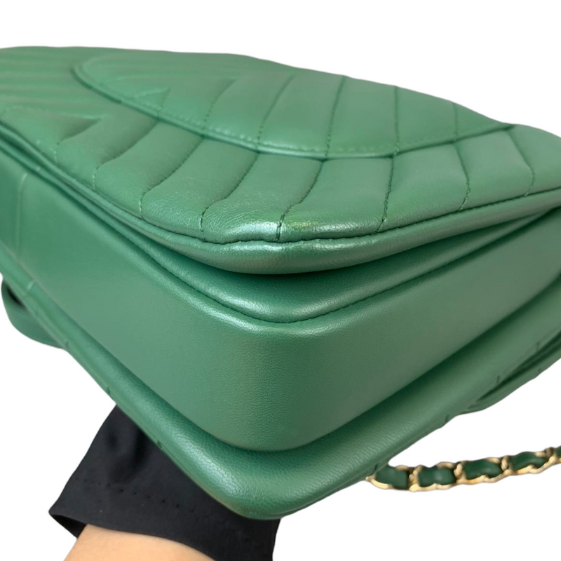 Small Trendy CC Flap Lambskin Green GHW