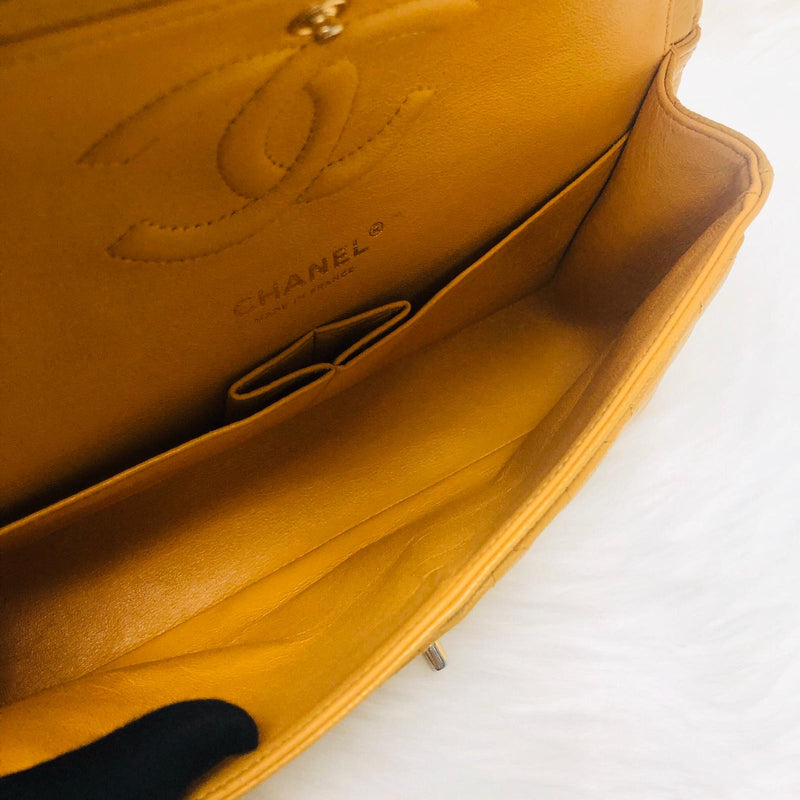 Classic Flap M/L Yellow Lambskin with GHW