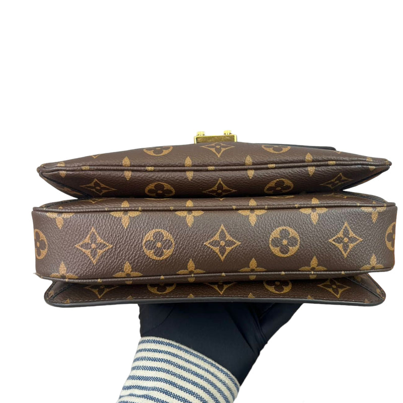 Monogram Classic Pochette Métis GHW