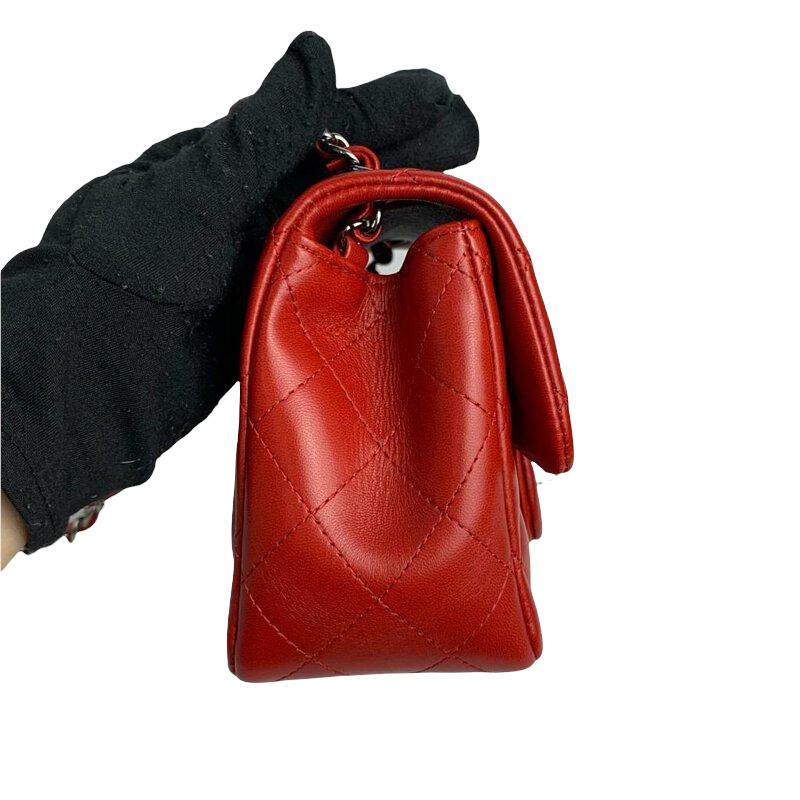 Classic Flap Square Mini Lambskin Red DSHW