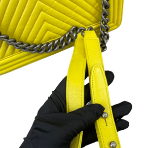 Chevron Boy Old Medium Calfskin Yellow RHW