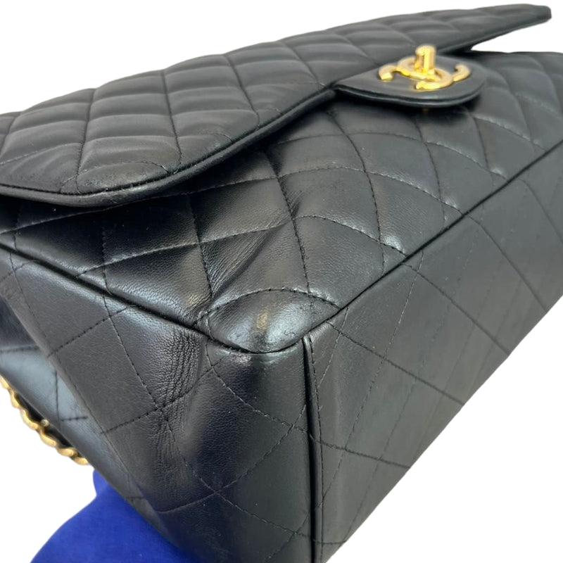 Double Flap Maxi Lambskin Black GHW