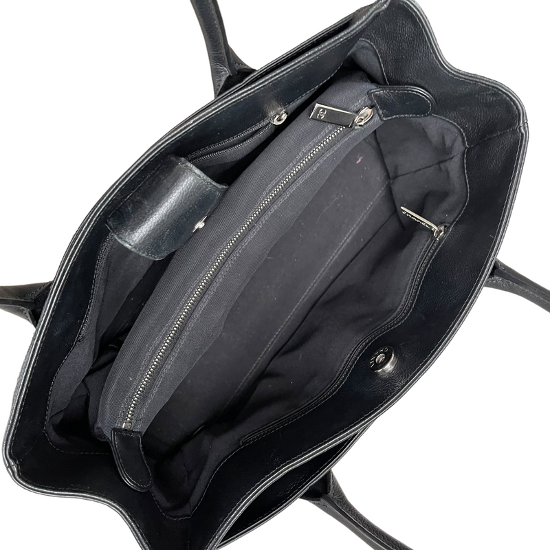 Executive Cerf Tote Grained Black SHW