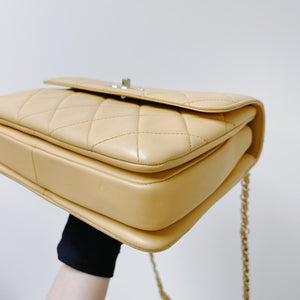 Trendy CC Small Flap Yellow toned neutral