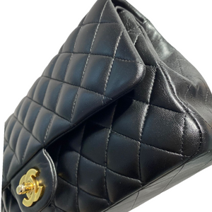 Classic Flap Medium Lambskin Black GHW