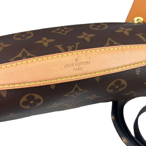 Monogram Classic Pochette Métis GHW